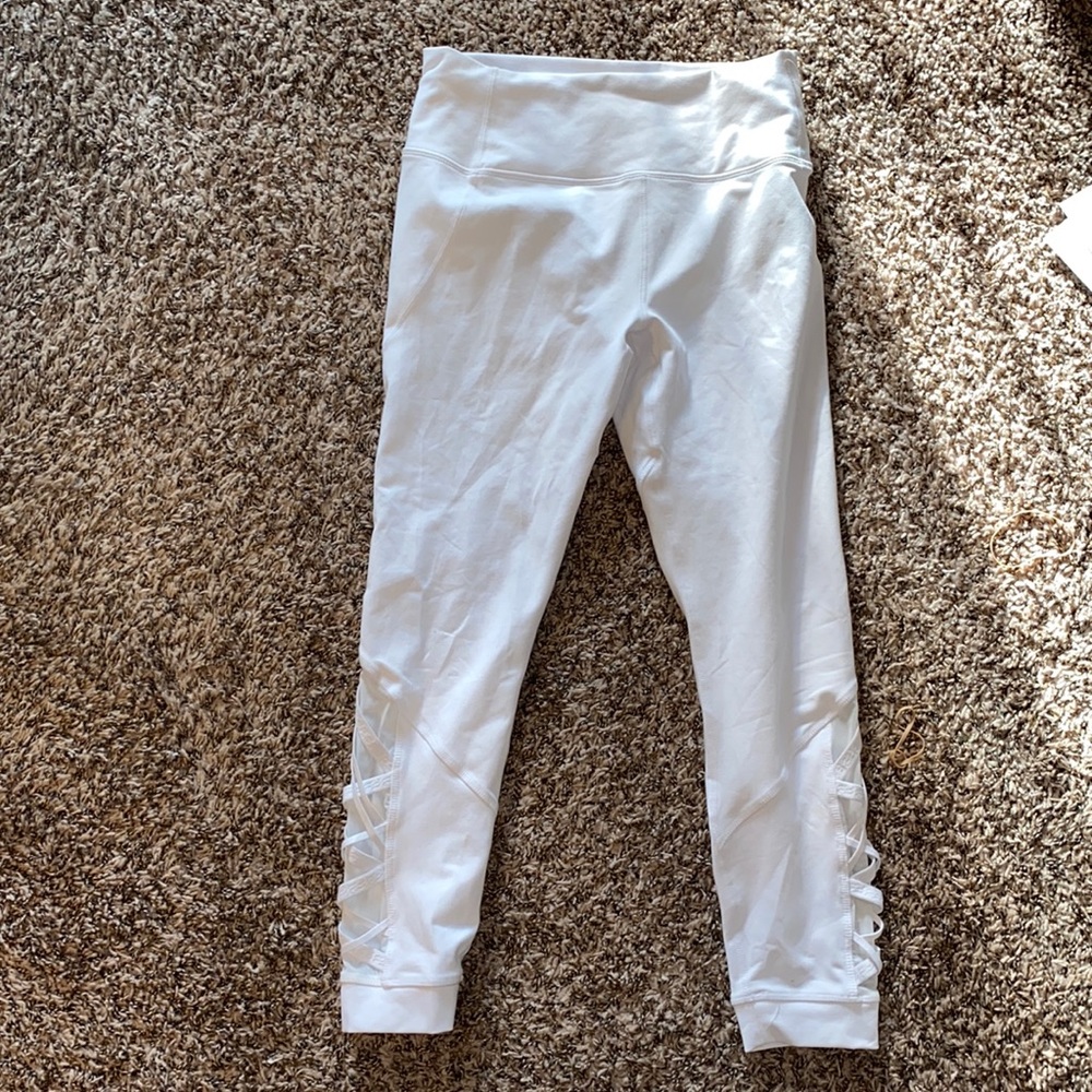 Fabletics cropped white leggings
